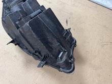 Laden Sie das Bild in den Galerie-Viewer, Frontscheinwerfer Mercedes-Benz Sprinter A9109060000 Links Headlight SCH2395367600dq