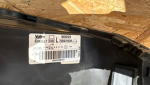 Laden Sie das Bild in den Galerie-Viewer, Frontscheinwerfer Renault Megane IV 260601093R LED Links Scheinwerfer Headlight SCH1202830844up