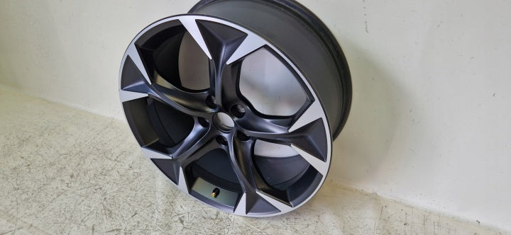 1x Alufelge 19 Zoll 8.0" 5x112 40ET Glanz Schwarz 5FF601025E Cupra Formentor I FEL1511466463qi