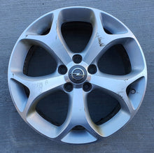 Load image into Gallery viewer, 1x Alufelge 17 Zoll 7.0" 5x110 44ET Glanz Silber 13248936 Opel Adam Rim Wheel FEL2949250594vi