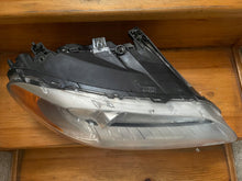 Laden Sie das Bild in den Galerie-Viewer, Frontscheinwerfer Volvo V70 S80 31214348 Rechts Scheinwerfer Headlight SCH6437070150ik