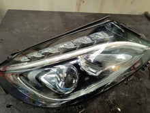 Laden Sie das Bild in den Galerie-Viewer, Frontscheinwerfer Mercedes-Benz W205 A2059062604 LED Rechts Headlight SCH7241848258ey