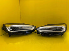 Laden Sie das Bild in den Galerie-Viewer, Frontscheinwerfer Audi A5 8W6941006C 8W6941005C Xenon Ein Satz Headlight