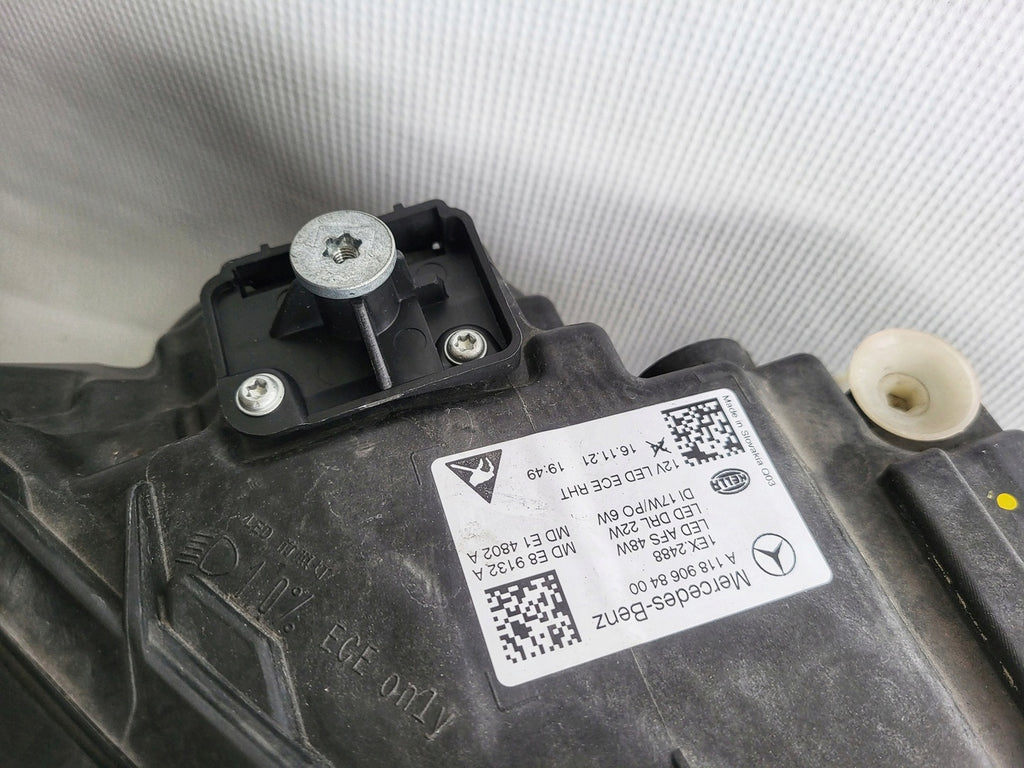 Frontscheinwerfer Mercedes-Benz Cla A1189068400 LED Rechts Headlight SCH5375811446kc
