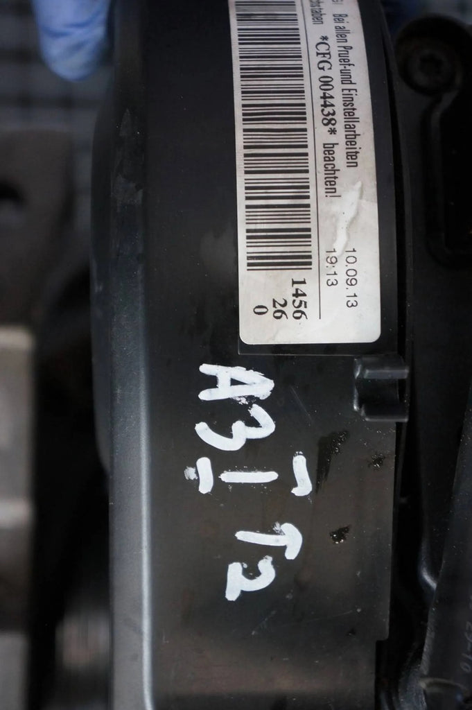 Motor Audi VW A3 Passat CFG 2.0 TDI 2013 Diesel Engine Komplett