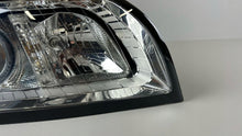 Load image into Gallery viewer, Frontscheinwerfer Volvo S40 V50 3129958 Xenon Rechts Scheinwerfer Headlight SCH1106032692dq