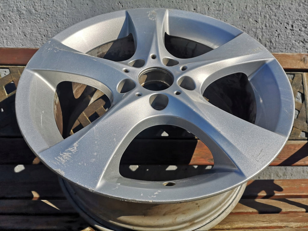1x Alufelge 18 Zoll 8.5" 5x120 52ET Silber 6787639 BMW 1 E81 Rim Wheel