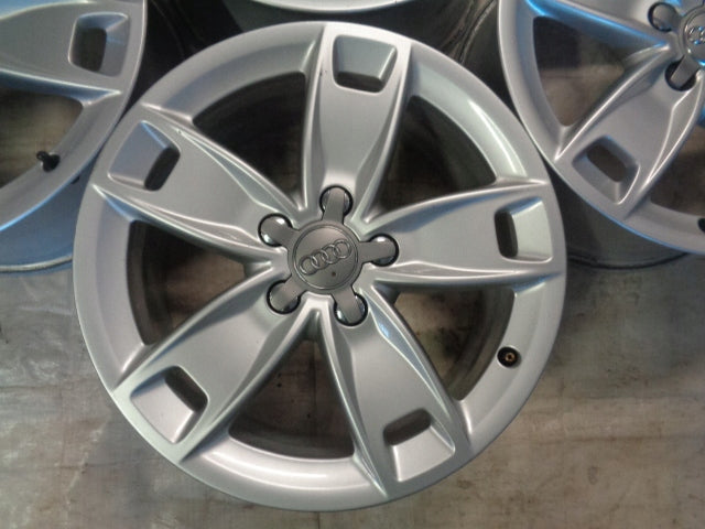 4x Alufelge 17 Zoll 7.5" 5x112 56ET Glanz Silber 8P0601025BL Audi A3 Rim Wheel FEL3884853578rx