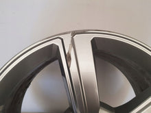 Laden Sie das Bild in den Galerie-Viewer, 1x Alufelge 20 Zoll 9.0" 5x112 38ET 4KE601025S Audi E Tron Rim Wheel FEL9972976760dm