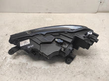 Laden Sie das Bild in den Galerie-Viewer, Frontscheinwerfer Skoda Fabia IV 6VB941016 Rechts Scheinwerfer Headlight SCH3435068607km