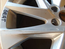 Laden Sie das Bild in den Galerie-Viewer, 1x Alufelge 17 Zoll 7.0" 5x100 51ET 6F0601025P 6F0601025P00 Seat Ibiza I FEL5936105076sp