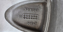 Laden Sie das Bild in den Galerie-Viewer, 1x Alufelge 18 Zoll 7.0" 5x105 38ET Glanz Silber 95181597 Opel Mokka Rim Wheel FEL9015671004mn