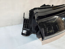 Laden Sie das Bild in den Galerie-Viewer, Frontscheinwerfer Skoda Enyaq 5LB941015B LED Links Scheinwerfer Headlight SCH7185381754iq