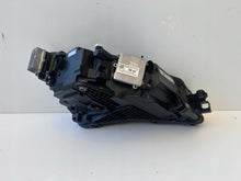 Laden Sie das Bild in den Galerie-Viewer, Frontscheinwerfer Skoda Superb III 3V1941015D Full LED Links Headlight