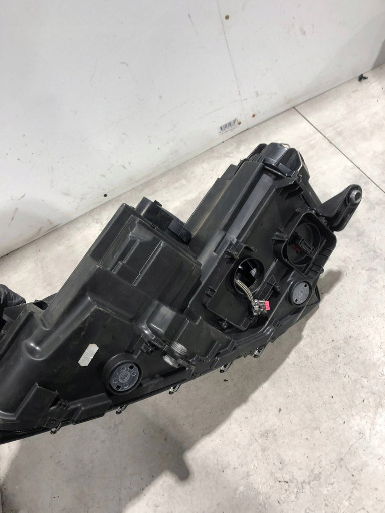 Frontscheinwerfer VW Passat B7 3AB941752 3AB941751 Xenon Rechts Headlight SCH7931869414md