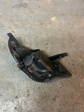 Laden Sie das Bild in den Galerie-Viewer, Frontscheinwerfer Opel Karl Halogen Links Scheinwerfer Headlight