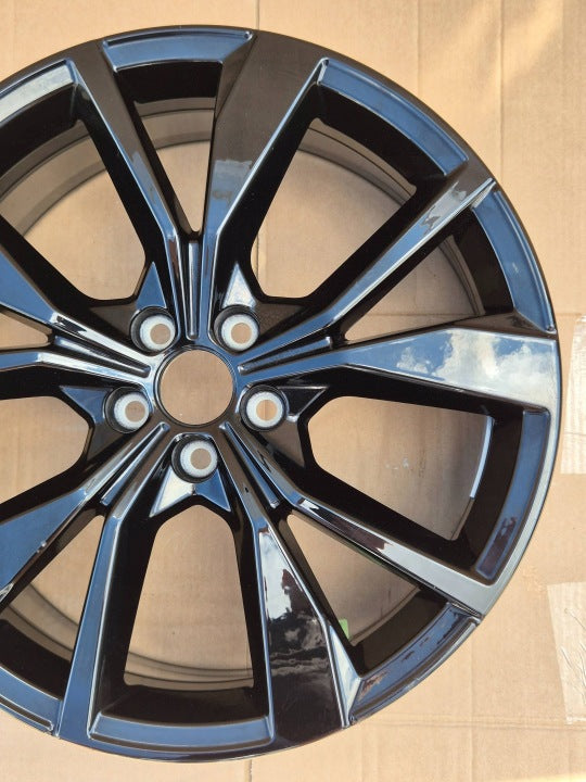 1x Alufelge 18 Zoll 7.0" 5x100 2G7601025G VW Taigo Rim Wheel FEL2616966129if