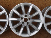 Load image into Gallery viewer, 4x Alufelge 17 Zoll 7.0" 5x112 43ET Glanz Silber 8U0601025B Audi Q3 Rim Wheel FEL9547001206tc