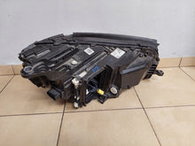 Load image into Gallery viewer, Frontscheinwerfer Mercedes-Benz Gle A1679068607 LED Rechts oder Links