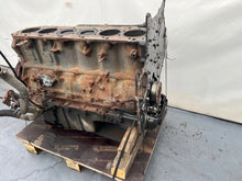 Laden Sie das Bild in den Galerie-Viewer, Motorblock Renault Volvo I FMD11N Diesel Unkomplett MOT9806739837dr
