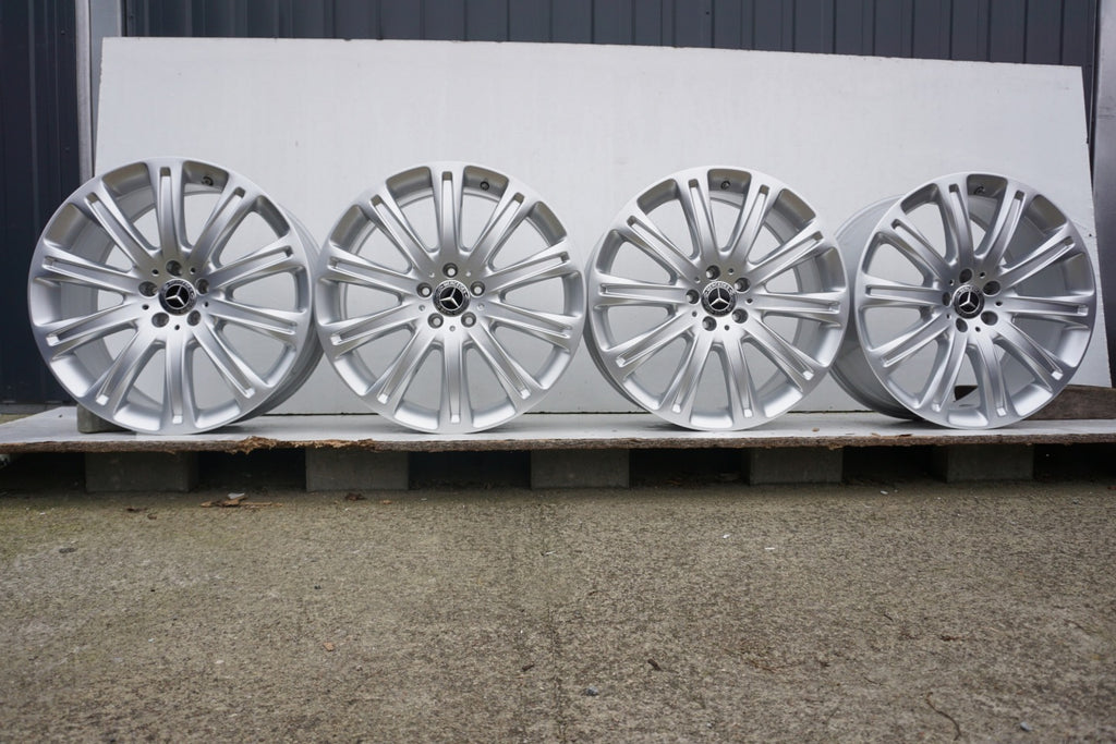 4x Alufelge 20 Zoll 8.5" 5x112 29ET Glanz Silber A2924010300 Mercedes-Benz Gle FEL3187060872gv