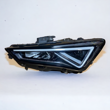 Load image into Gallery viewer, Frontscheinwerfer Seat Leon 5FB941007F Links Scheinwerfer Headlight