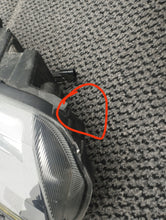 Laden Sie das Bild in den Galerie-Viewer, Frontscheinwerfer Dacia Spring 266008993R Ein Satz Scheinwerfer Headlight SCH6986330910rz
