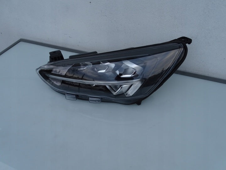 Frontscheinwerfer Ford Focus MX7B-13E015-EB Links Scheinwerfer Headlight SCH5513187567mw
