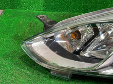 Laden Sie das Bild in den Galerie-Viewer, Frontscheinwerfer Ford Fiesta I H1BB-13W030-AG Links Scheinwerfer Headlight SCH5271505289kk