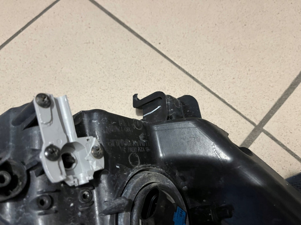 Frontscheinwerfer Hyundai I20 Links Scheinwerfer Headlight SCH6162766139oz