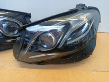 Load image into Gallery viewer, Frontscheinwerfer Mercedes-Benz 2139069608 LED Ein Stück (Rechts oder Links)