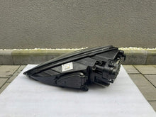 Load image into Gallery viewer, Frontscheinwerfer Porsche Cayenne 7P5941032P Rechts Scheinwerfer Headlight SCH1286325732vq
