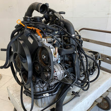 Load image into Gallery viewer, Motor VW Crafter BJL 2.5 TDI 136PS 100kW 253TKm 2006 Diesel Engine Komplett