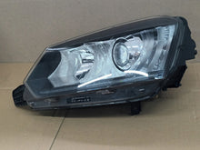 Laden Sie das Bild in den Galerie-Viewer, Frontscheinwerfer Skoda Yeti 5L1941015C Xenon Links Scheinwerfer Headlight SCH2284149187te