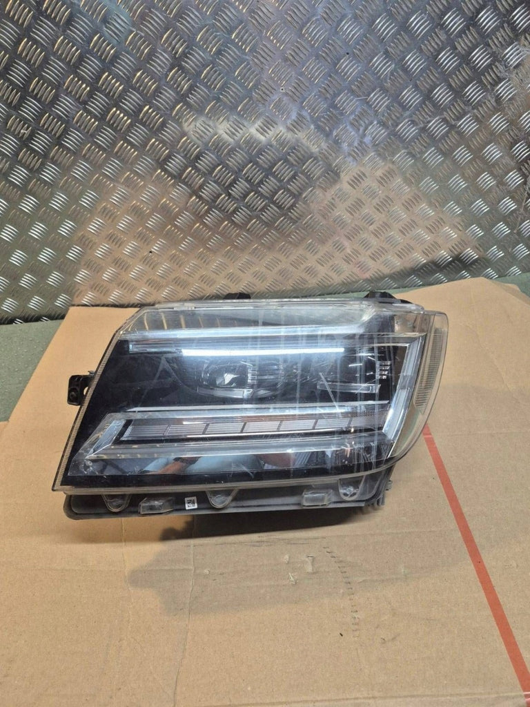 Frontscheinwerfer VW Crafter 7C1941035F Links Scheinwerfer Headlight SCH3928240916mz
