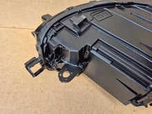 Laden Sie das Bild in den Galerie-Viewer, Frontscheinwerfer VW Passat 3J1941035 LED Links Scheinwerfer Headlight SCH4136390444zw