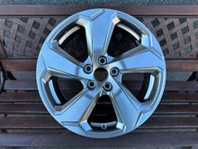Laden Sie das Bild in den Galerie-Viewer, 1x Alufelge 18 Zoll 5x114.3 Toyota Rav 4 Rim Wheel FEL8221126122od