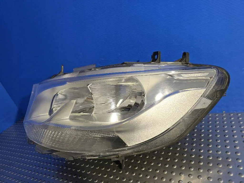 Frontscheinwerfer Mercedes-Benz Sprinter A9109060000 Links Headlight