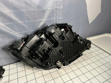 Laden Sie das Bild in den Galerie-Viewer, Frontscheinwerfer BMW G31 G30 63119479273 63119479274 LED Ein Satz Headlight SCH9104826788uo