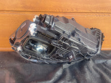 Laden Sie das Bild in den Galerie-Viewer, Frontscheinwerfer Mercedes-Benz W177 A1779062106 Links Scheinwerfer Headlight SCH7201778338px