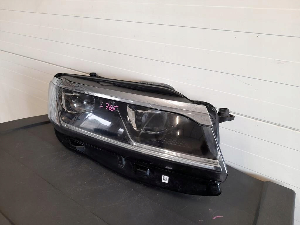 Frontscheinwerfer VW Touareg 761941774 Ein Stück (Rechts oder Links) Headlight