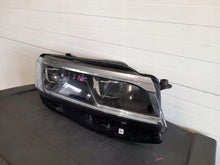 Laden Sie das Bild in den Galerie-Viewer, Frontscheinwerfer VW Touareg 761941774 Rechts Scheinwerfer Headlight SCH9015059780sj