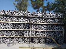 Laden Sie das Bild in den Galerie-Viewer, 1x Alufelge 17 Zoll 7.0&quot; 5x114.3 Toyota Rim Wheel