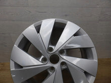 Load image into Gallery viewer, 1x Alufelge 17 Zoll 6.5" 5x112 46ET Glanz Silber 5H0601025B VW Golf Viii FEL1501157196uh