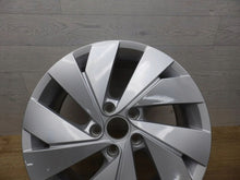 Load image into Gallery viewer, 1x Alufelge 17 Zoll 6.5" 5x112 46ET 5H0601025B VW Golf Viii Rim Wheel FEL1501157196uh