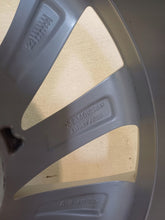 Load image into Gallery viewer, 1x Alufelge 18 Zoll 7.5" 5x112 48ET Glanz Silber 5E3601025H Skoda Octavia Iv FEL9100667775ic