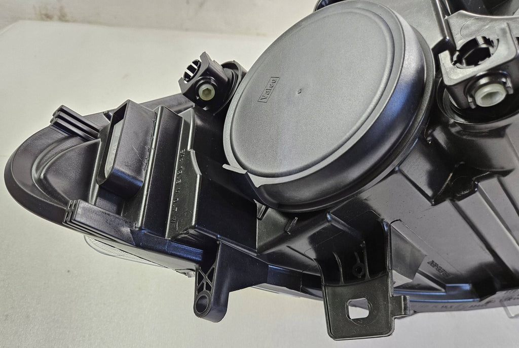 Frontscheinwerfer Mercedes-Benz Sprinter A9109060100 Rechts Headlight SCH7524715566ny