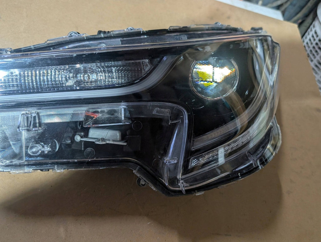 Frontscheinwerfer Toyota Corolla TUT706 Links Scheinwerfer Headlight SCH7396481525bk