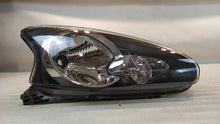 Laden Sie das Bild in den Galerie-Viewer, Frontscheinwerfer Toyota Aygo 811300H011 89530364 Rechts Scheinwerfer Headlight