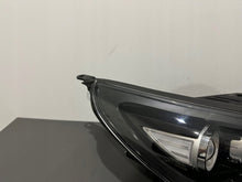 Laden Sie das Bild in den Galerie-Viewer, Frontscheinwerfer Hyundai I30 III G4921-21060 Full LED Rechts Headlight SCH2302173206oi